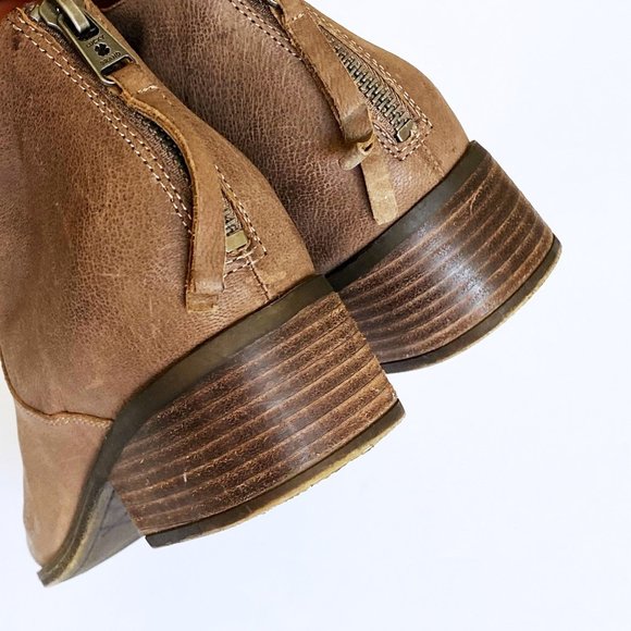 Lucky Brand Soft Leather Zip Ankle Booties 8.5 - Picture 5 of 9